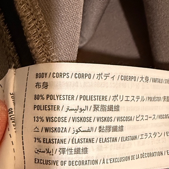 YPB by Abercrombie neoKNIT Women's Black and Gray Cropped Sweatshirt size S - Picture 6 of 9